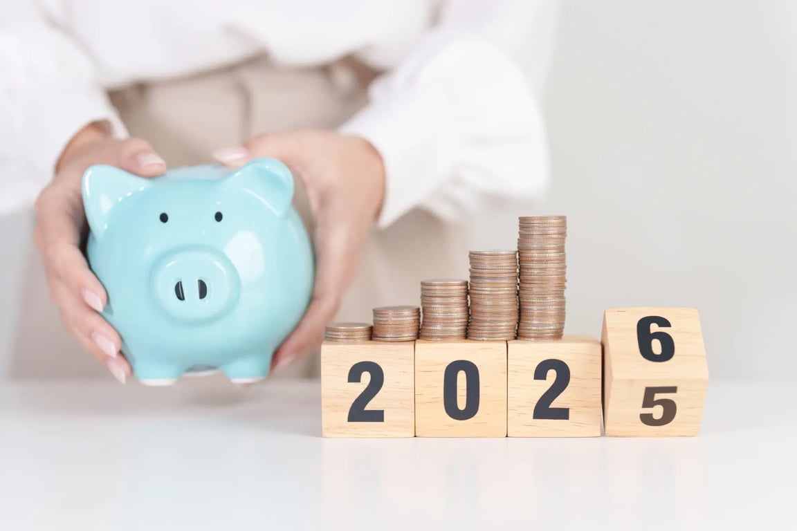 Spořící prasátko a blížící se rok 2026.
