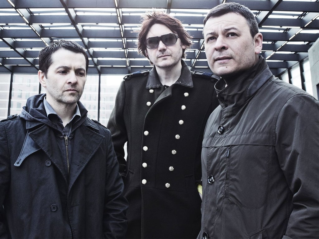 Všichni mají iPhony, jen oni drží kytary. Manic Street Preachers zahrají v Praze