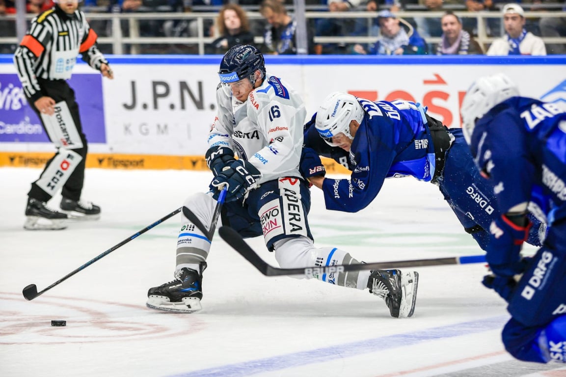 Hokejisté Komety porazili Vítkovice 5:2 a upevnili si vedení v tabulce