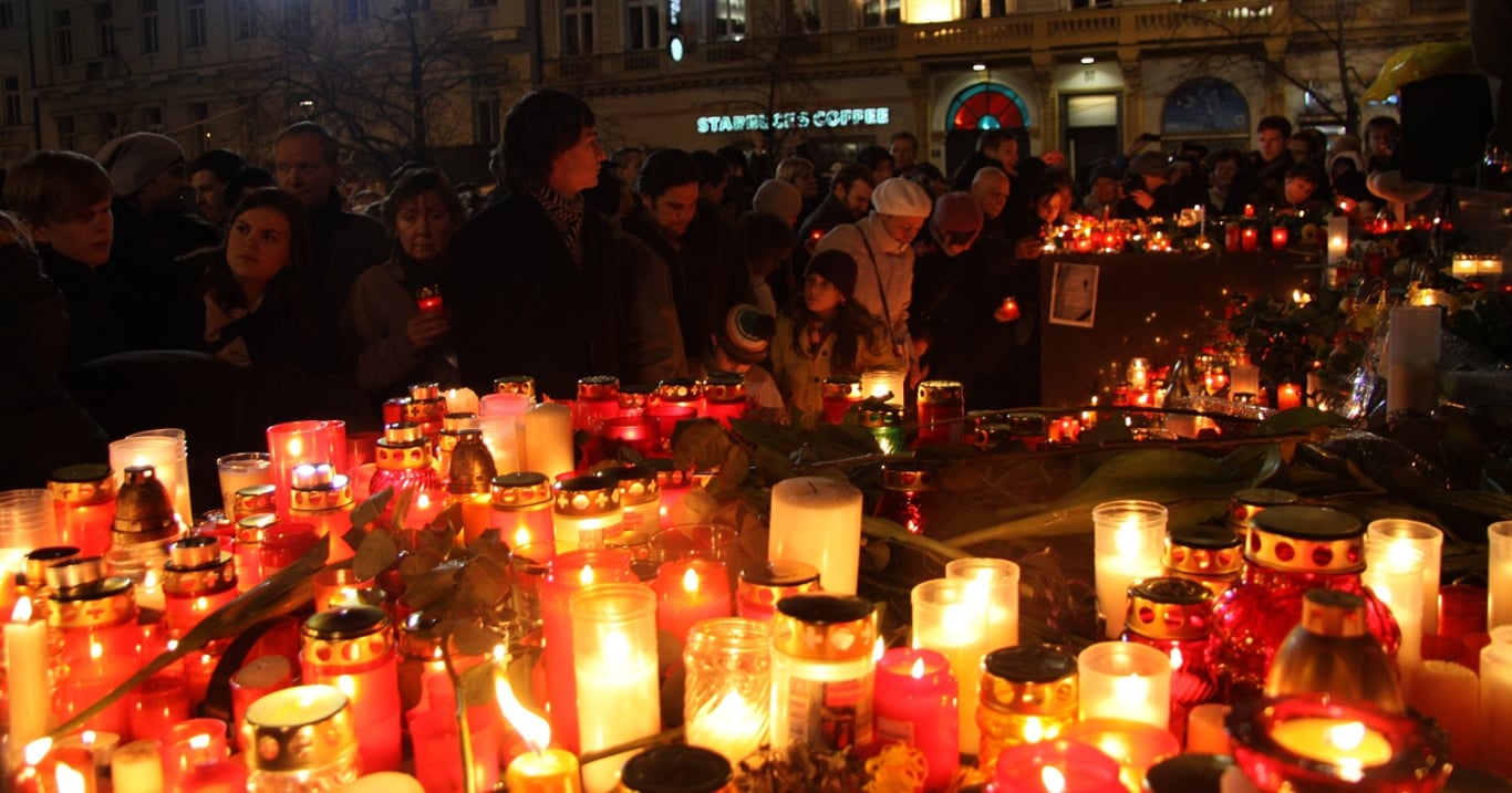 Zemřel syn jedné z nejikoničtějších zpěvaček moderní doby. Fanoušci vyjadřují soustrast pozůstalým