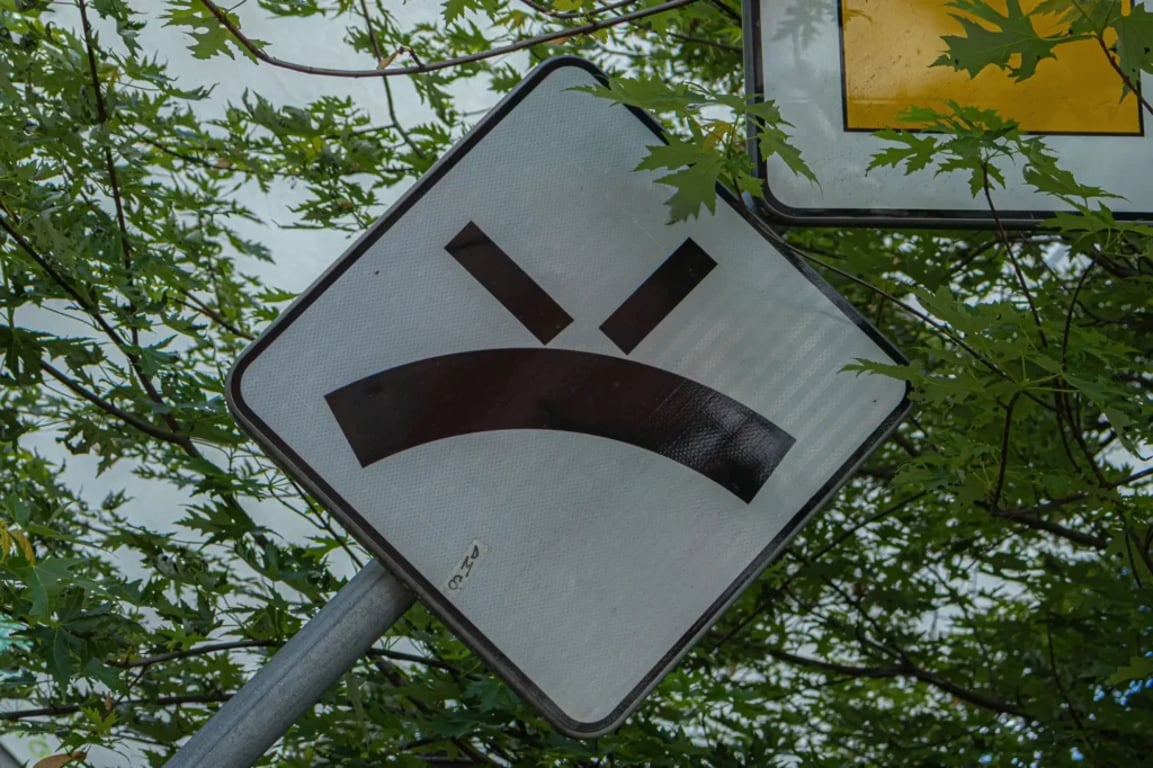 Kvíz: Vybrali jsme 10 dopravních značek, ve kterých chybuje většina Čechů. Kolikrát se spletete vy?