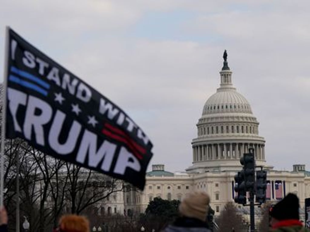 Washington se postavil Trumpově snaze ovládnou policii, město ho žaluje