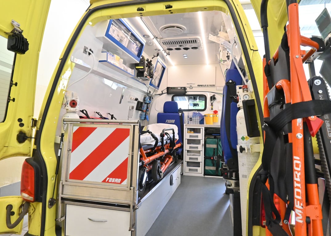 Řidič v Jihlavě nedal přednost a naboural auto jedoucí po hlavní. Škoda je 200 tisíc