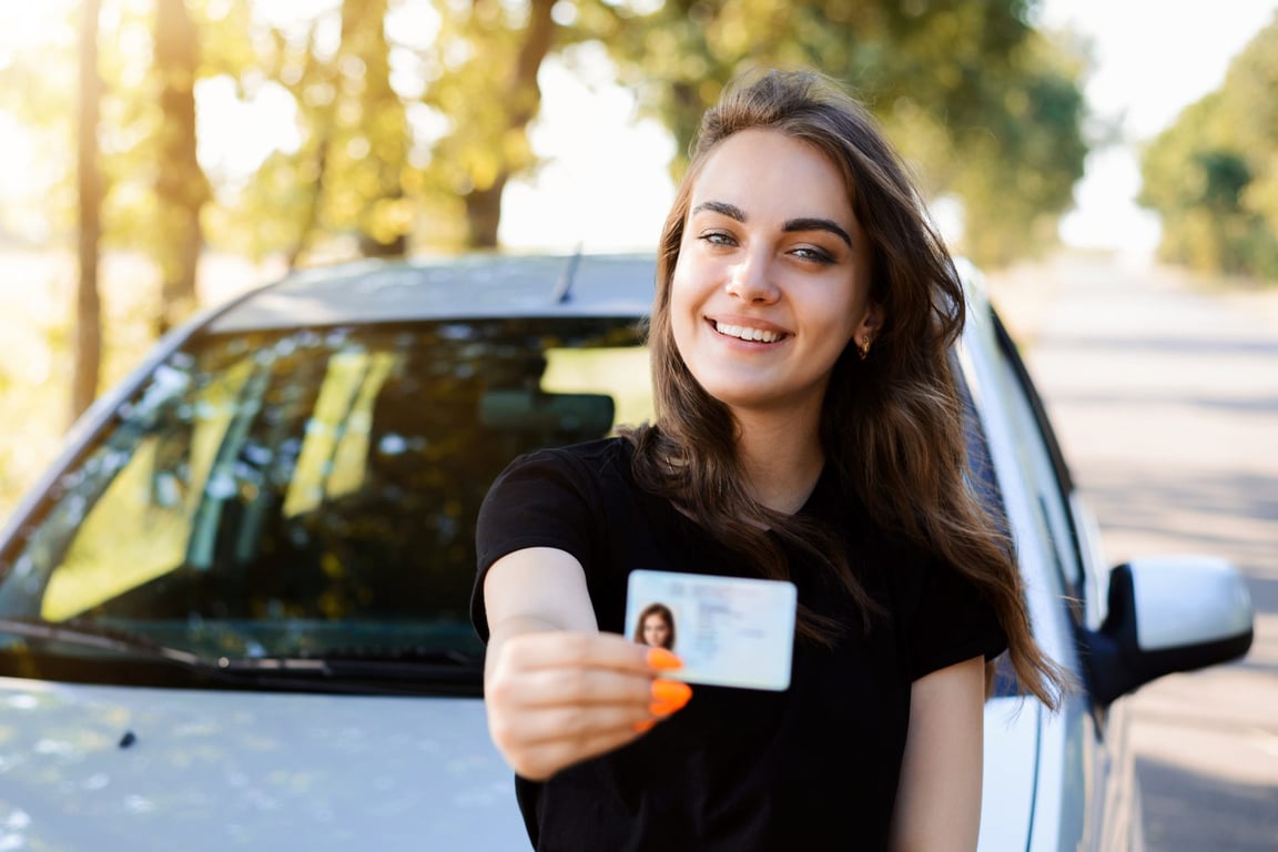 EU potěšila řidiče. S českým řidičákem skupiny B už můžete řídit i více než jen osobní auto. Většina lidí to zatím neví