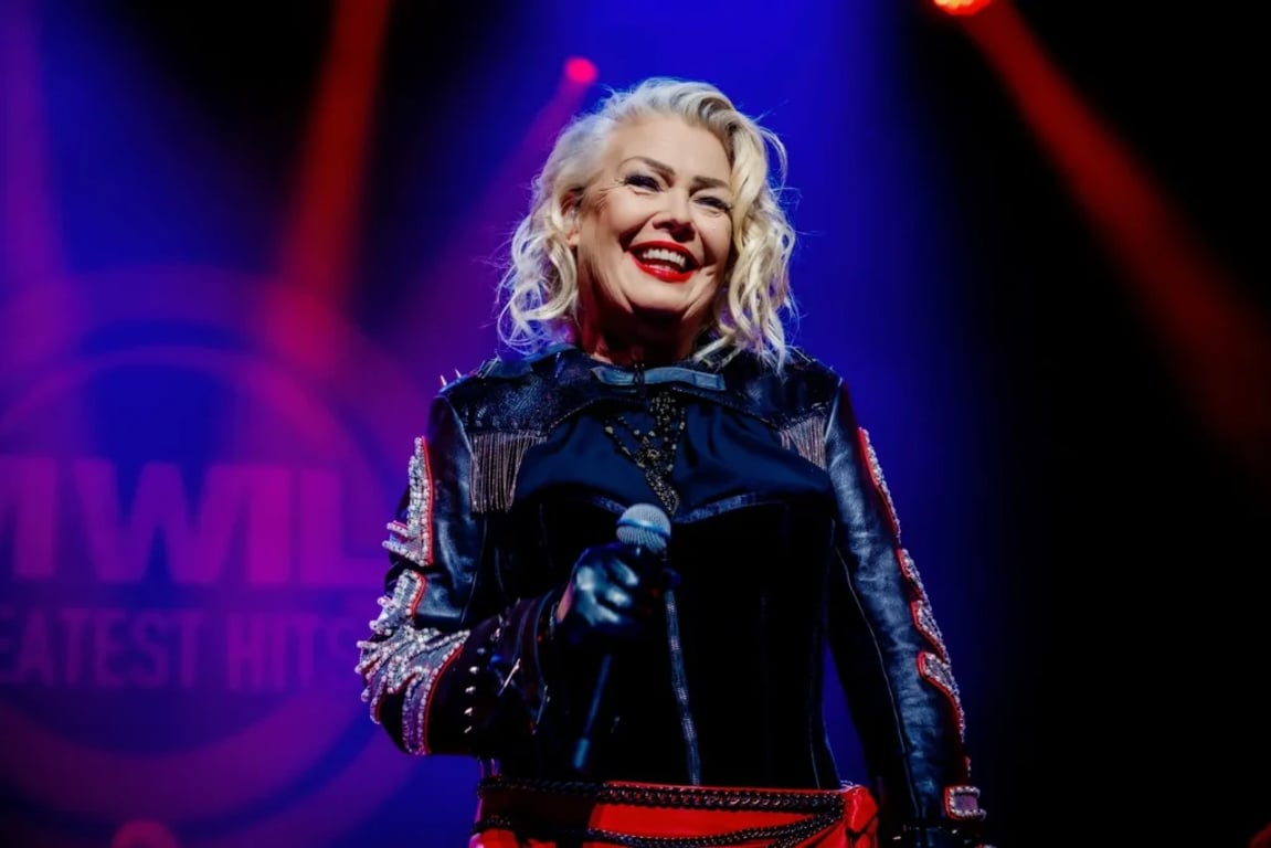 Pamatujete na Kim Wilde, sen všech mužů z osmdesátek. Už je jí 64 let a toto je její nejnovější fotka