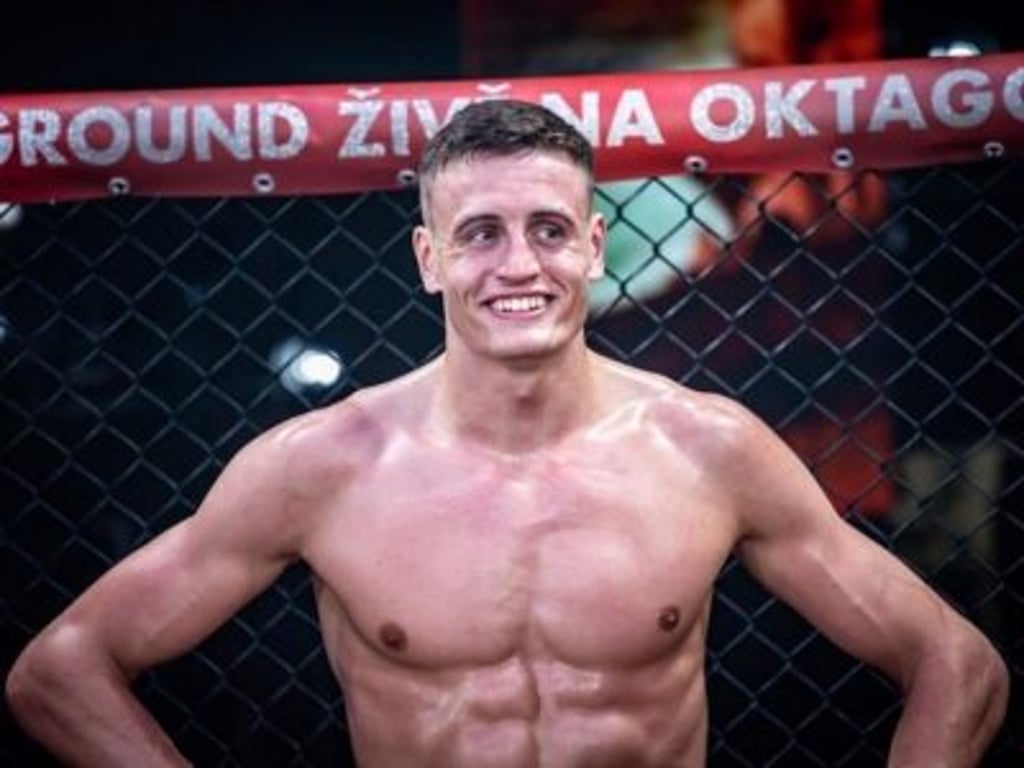 Procházkův trenér odhalil strategii proti Hillovi a vysvětluje klíčovou roli Matěje Peňáze v přípravě