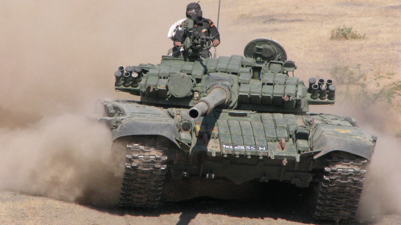 Tank T-72 na jízdy