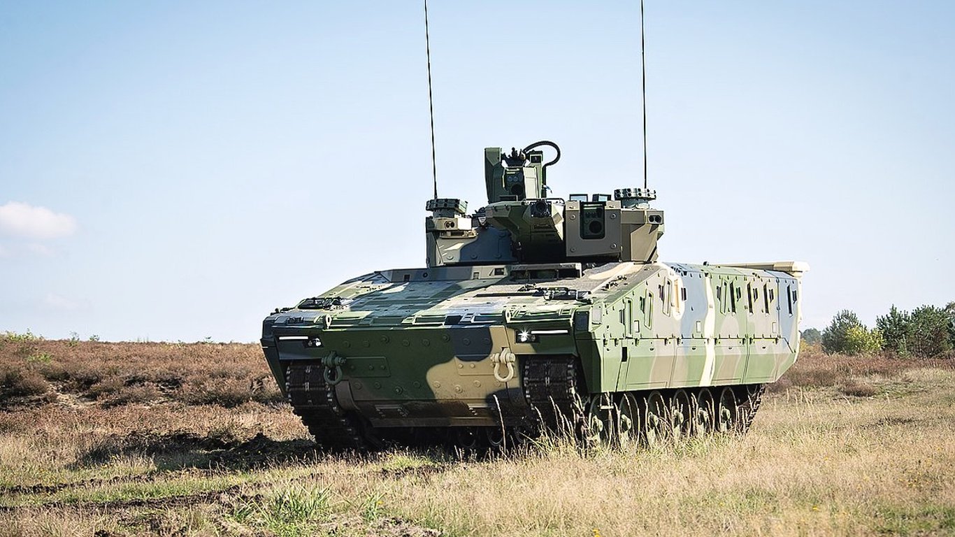 1. maďarský prapor bude složený z bojových vozidel pěchoty KF41 Lynx, která AČR odmítla a dala přednost jiným