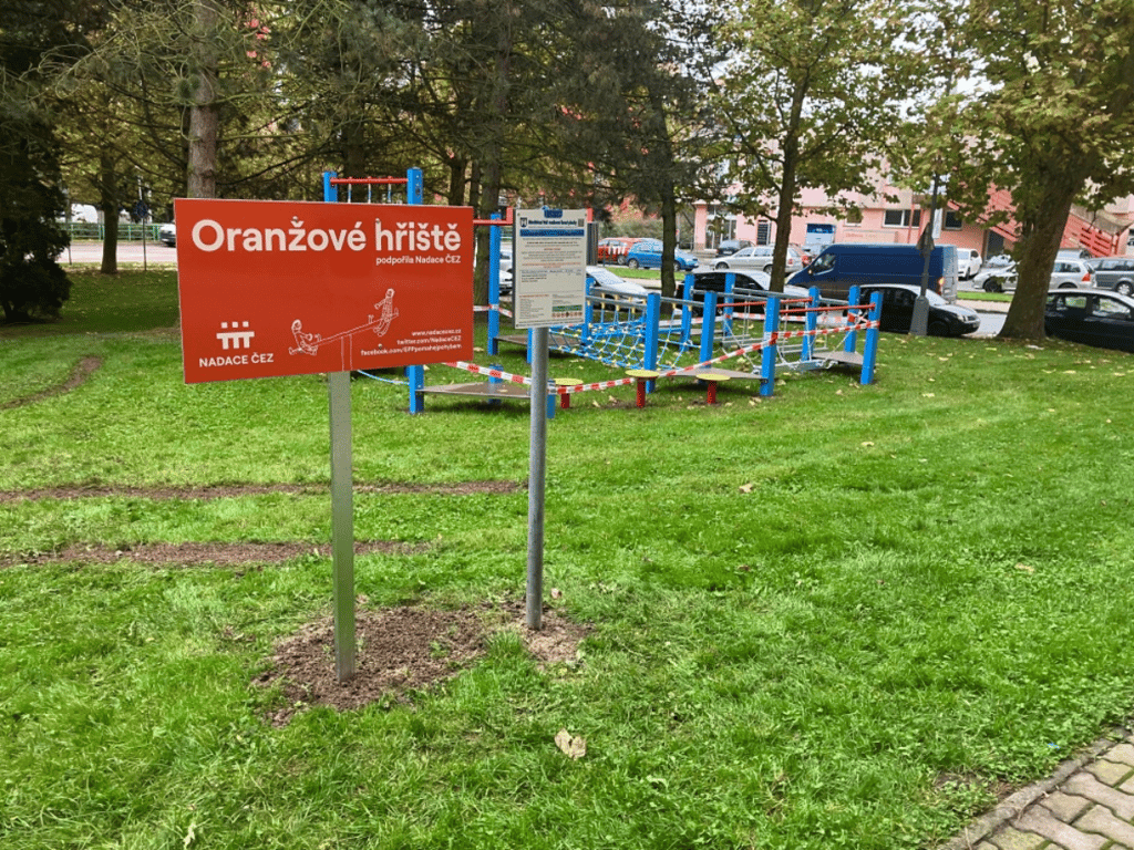 V Náchodě bylo otevřeno nové Oranžové hřiště pro děti a mládež