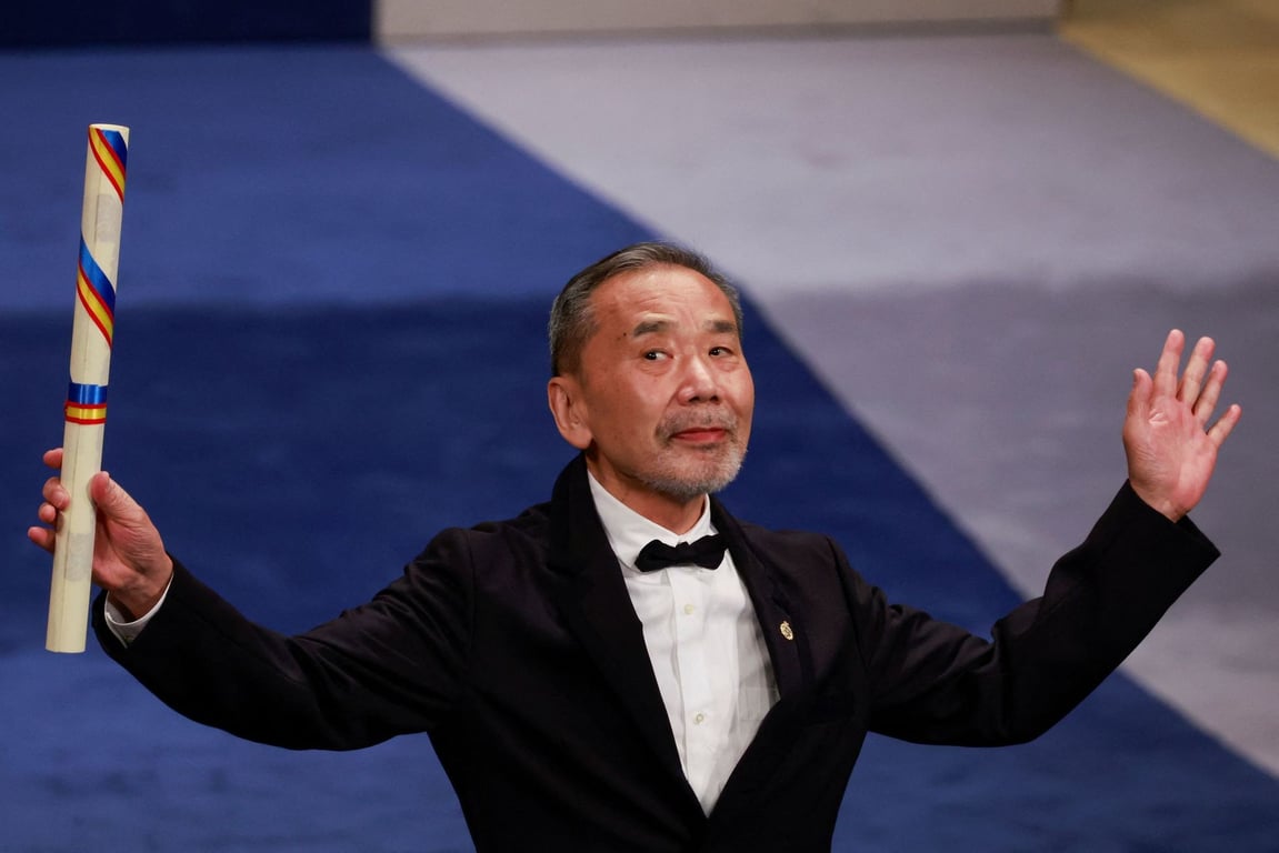 Kdo letos získá Nobelovu cenu za literaturu? Ve hře je Murakami i čínská autorka