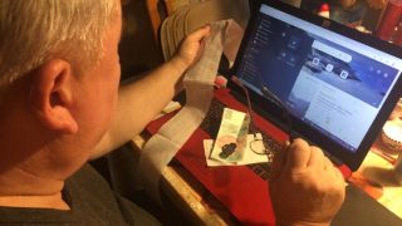 Někteří důchodci dostanou měsíční bonus 2 000 Kč. Pokud patříte do této skupiny, máte nárok i vy