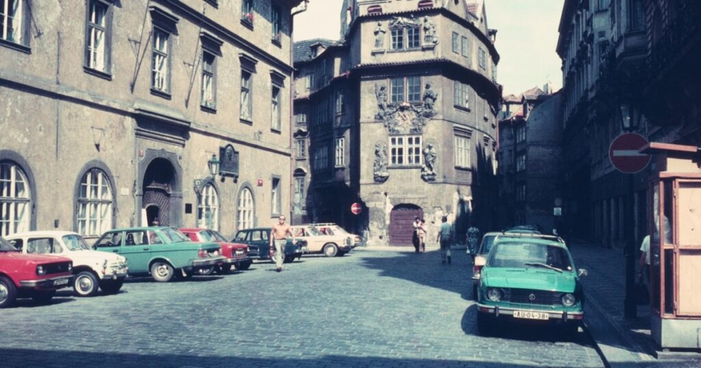 Retro kvíz: Kdo si vzpomene, jak se nakupovalo za socialismu, ten má výjimečnou paměť. Projde jen hrstka Čechů