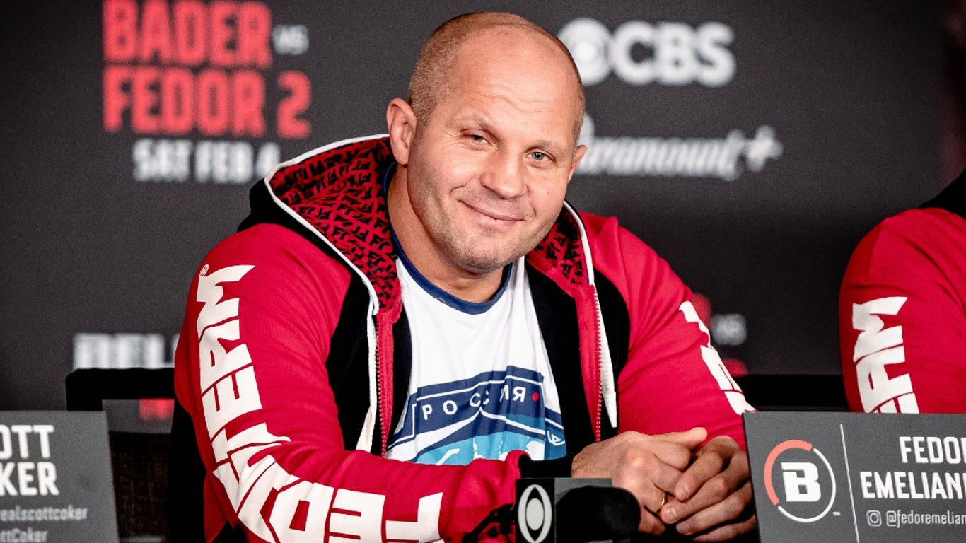 Mike Tyson by se mohl vrátit do ringu. Dostal totiž nabídku na souboj s Fedorem Emelianenkem