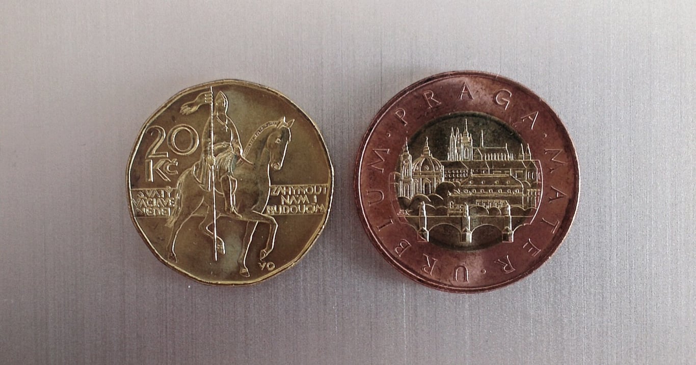 Než s nimi zaplatíte, raději zkontrolujte toto označení. Za tyto české mince snadno získáte i 30 000 Kč