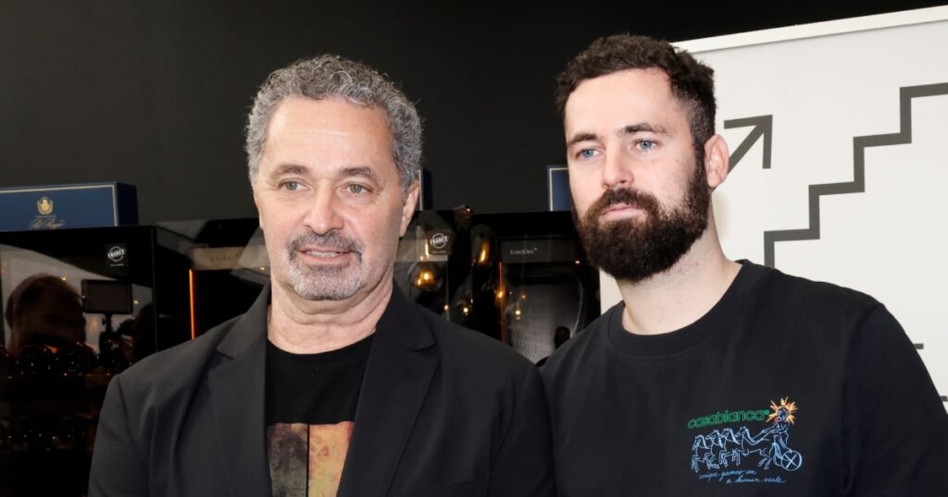 Ze syna Martina Dejdara vyrostl fešák, který by mohl pózovat v časopisu