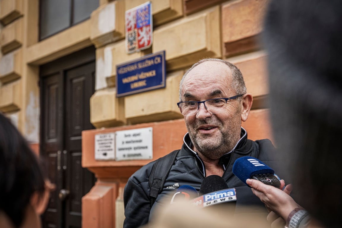 Pelta je venku z vězení. "Počítal jsem s tím," řekl bývalý fotbalový boss