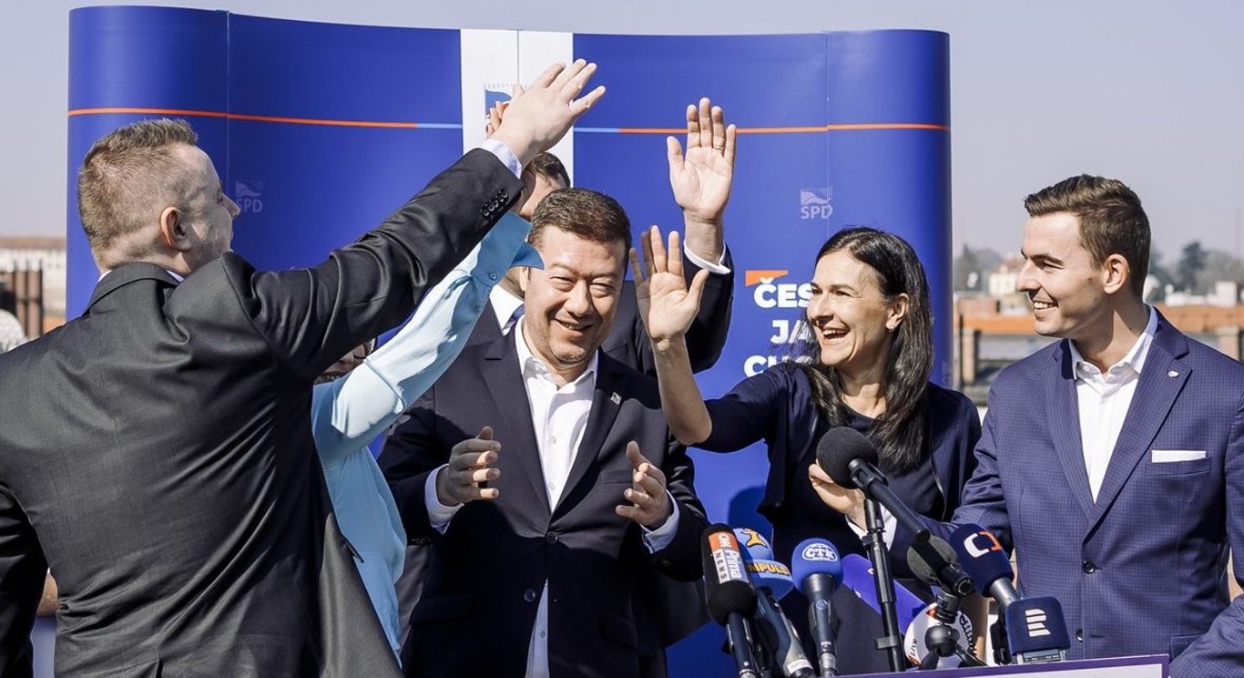 Neprůhledné „politické neziskovky“. SPD a spol. mohou začít u sebe