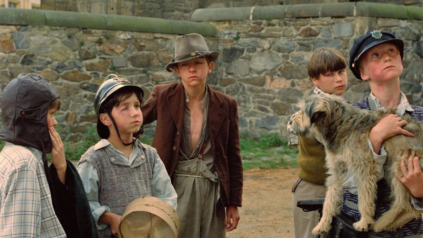 RETROKVÍZ: Bylo nás pět – Jestli zvládnete alespoň 7, patříte mezi nostalgické pamětníky