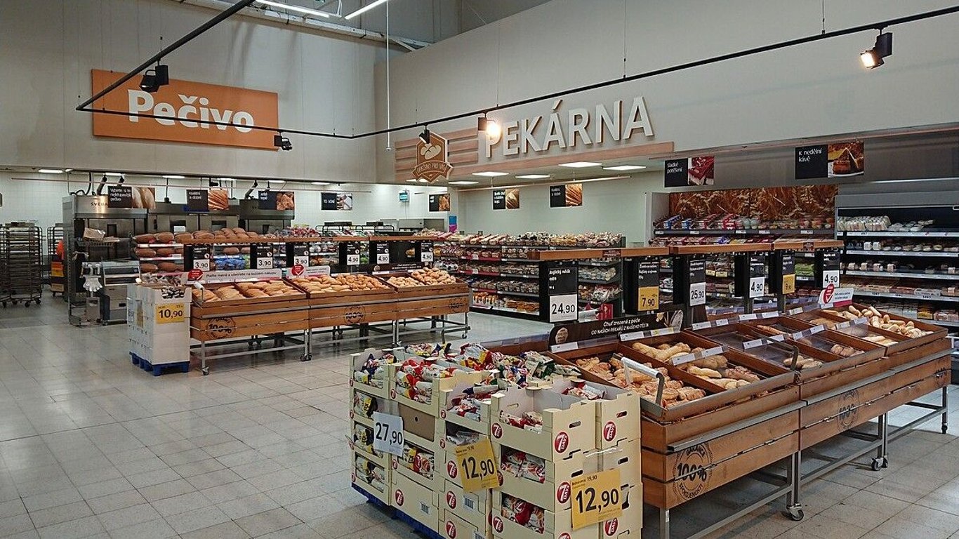 EU rozhodla: Konec všech těchto potravin. Lidé už je v obchodech nekoupí tak, jak byli zvyklí