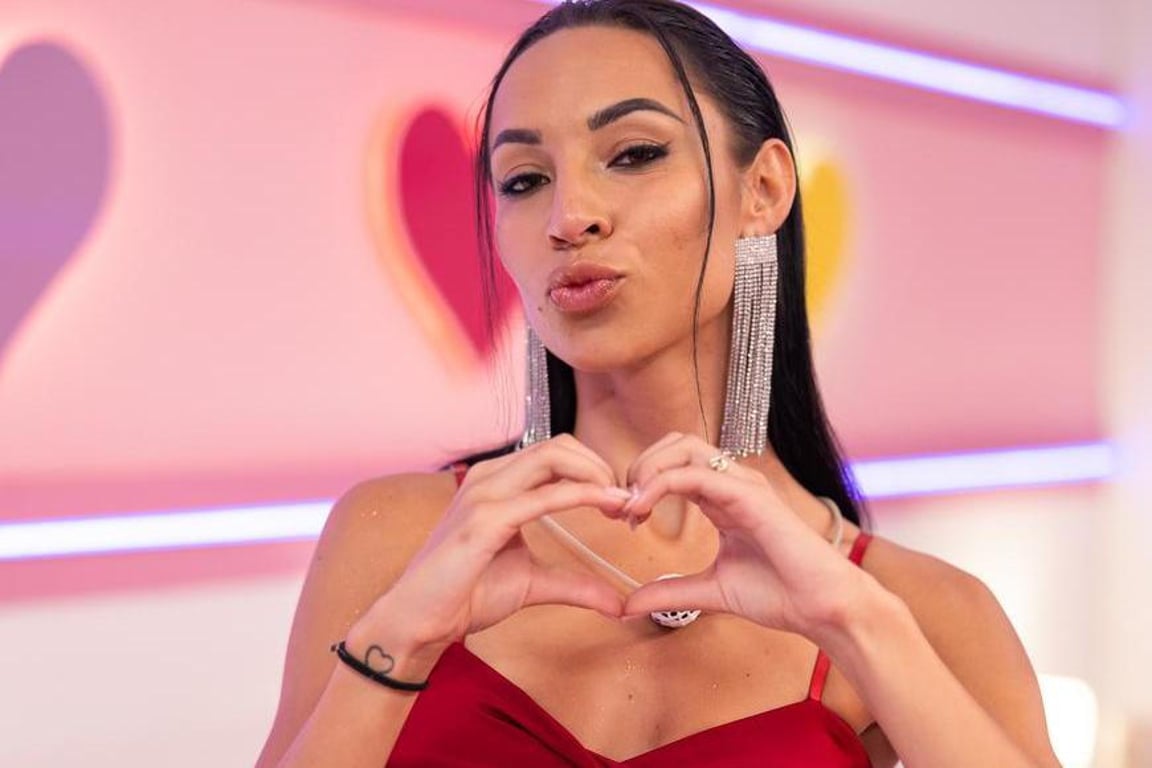 Ostrovem lásky otřásla zpověď bulvární novinářky Ley. Přiznala románek s bijcem Muradovem
