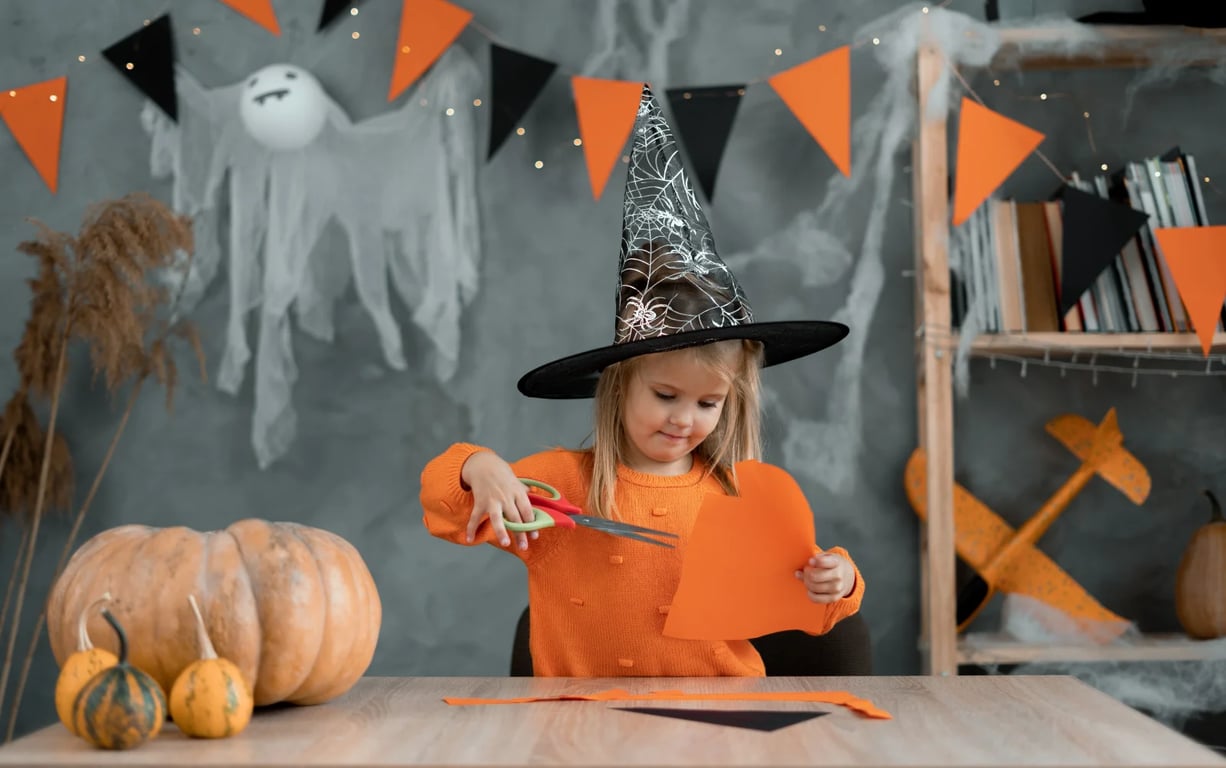 Zapomeňte na dýně i kostlivce. Češi letos vyrábějí něco úplně jiného a internet z toho šílí.