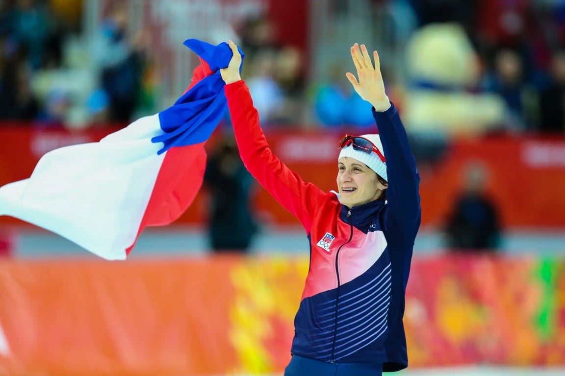 Martina Sáblíková s českou vlajkou
