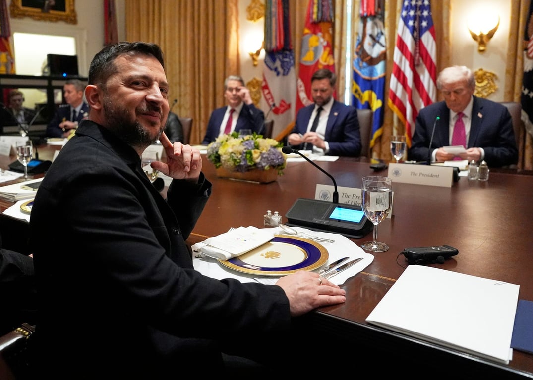Obrazem: Trump chválil Zelenského, fotky ukazují, na čem si u oběda pochutnají