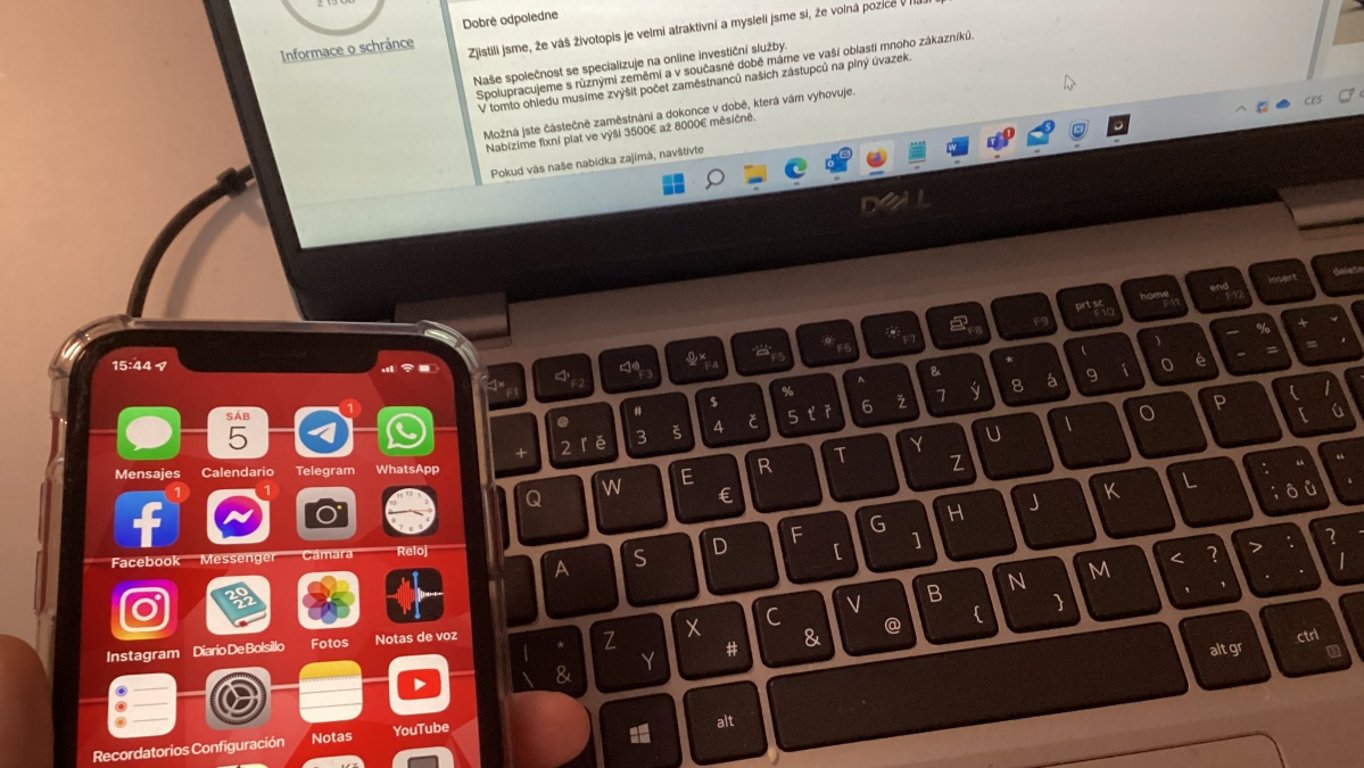 Nepřišel vám náhodou nedávno tento e-mail? Celní správa varuje, můžete přijít o tisíce korun