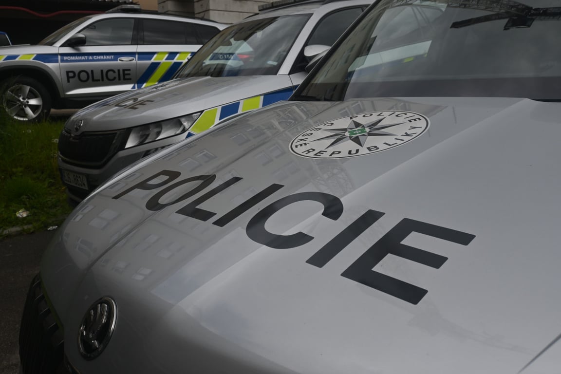 Policistům v Chebu chtěl ujet zdrogovaný řidič BMW, marný byl i jeho pokus o útěk