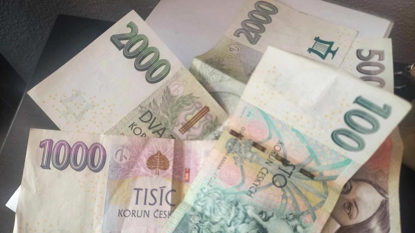 Nemáte ve stodole tento starý dopravní prostředek? Sběratelé za něj platí miliony korun