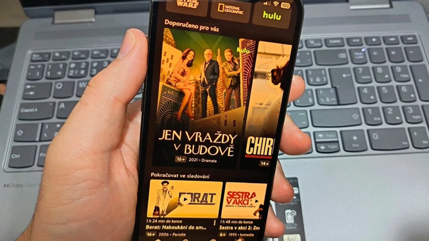 V ČR zakázané filmy a seriály si můžete odemknout jednoduchým nastavením. Jde to zdarma, ale není to vždy nejlepší