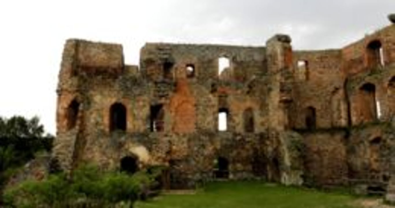 Fotografie hradu Krakovec