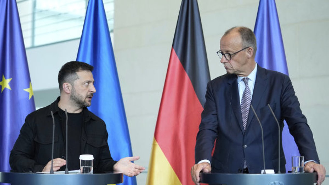Evropské a ukrajinské bezpečnostní zájmy musí být na summitu Putin-Trump zachovány, řekl Merz