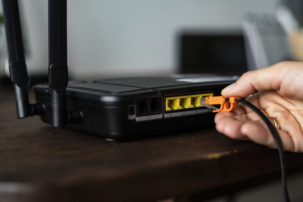 Češi si doma zbytečně zpomalují Wi-Fi. Technik prozradil, kam přesunout router, aby okamžitě běžela i 2x rychleji