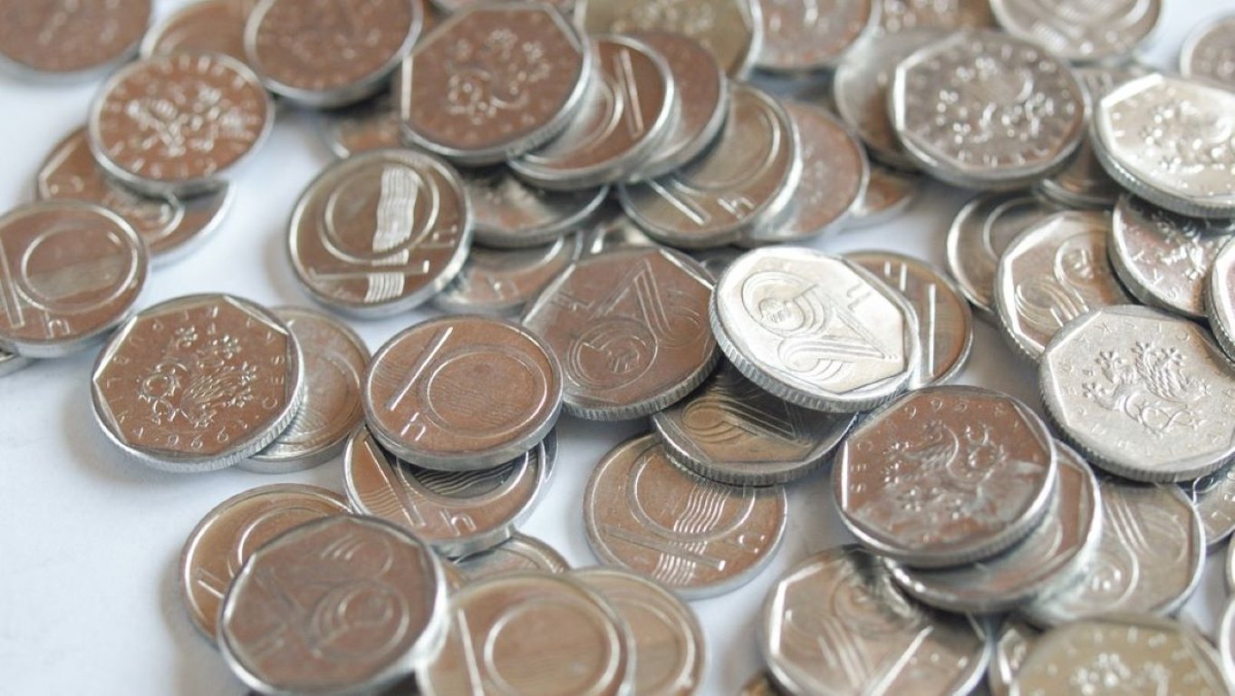 Máte doma staré haléře? Za tento sběratelé platí miliony korun