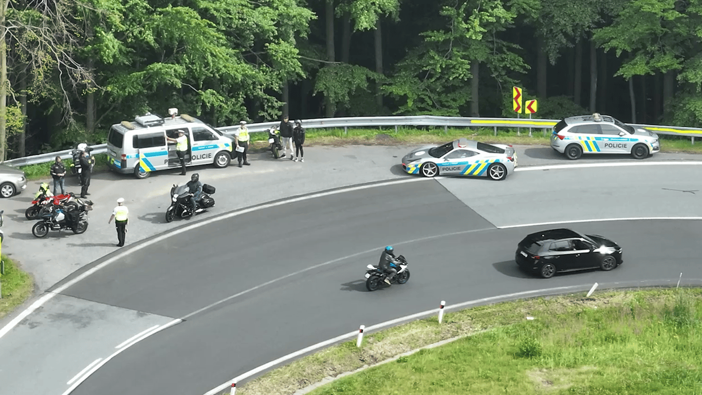 Projekt instalace radarů na Červenohorském sedle přibrzdil. Města a ŘSD obtížně hledají kompromis