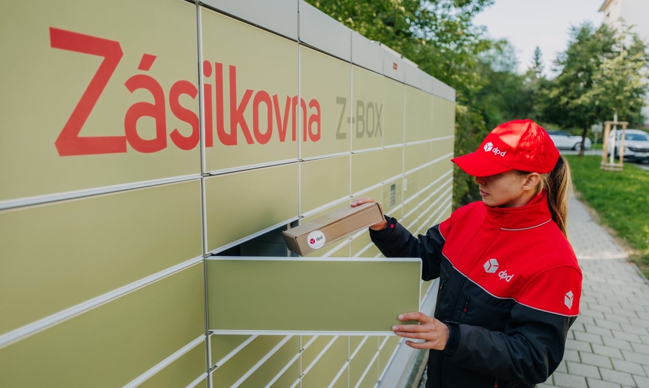 Šmejcova zisková Zásilkovna otevírá svou síť Z-BOXů dalším dopravcům