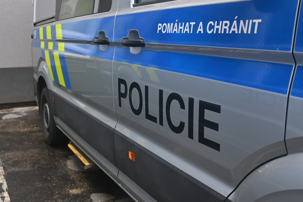 Na silnicích Vysočiny vyhasl další lidský život. Motorkář nepřežil střet s traktorem