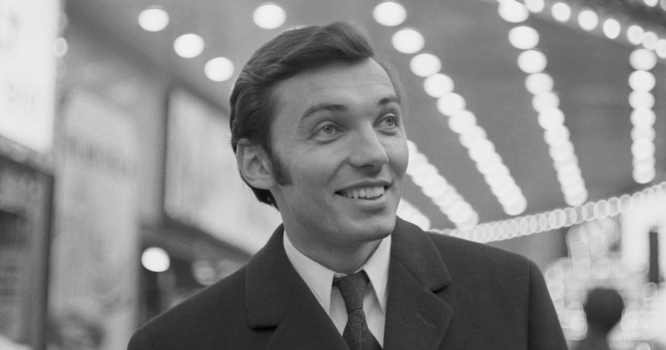 Fanoušci říkají, že znovu slyší Karla Gotta. Tento mladý talent přivádí legendu zpět k životu