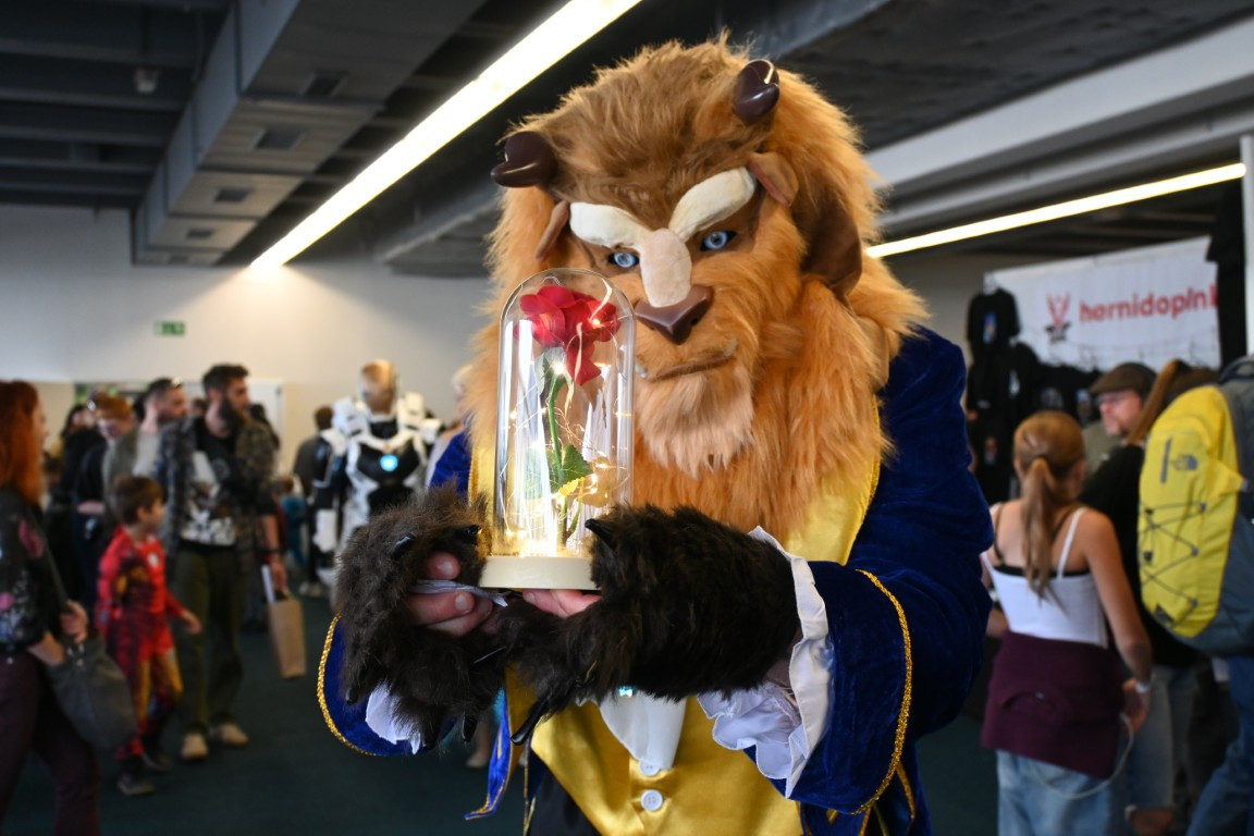 FOTO: Comic-Con přilákal davy fanoušků, podívejte se na jejich nejlepší kostýmy