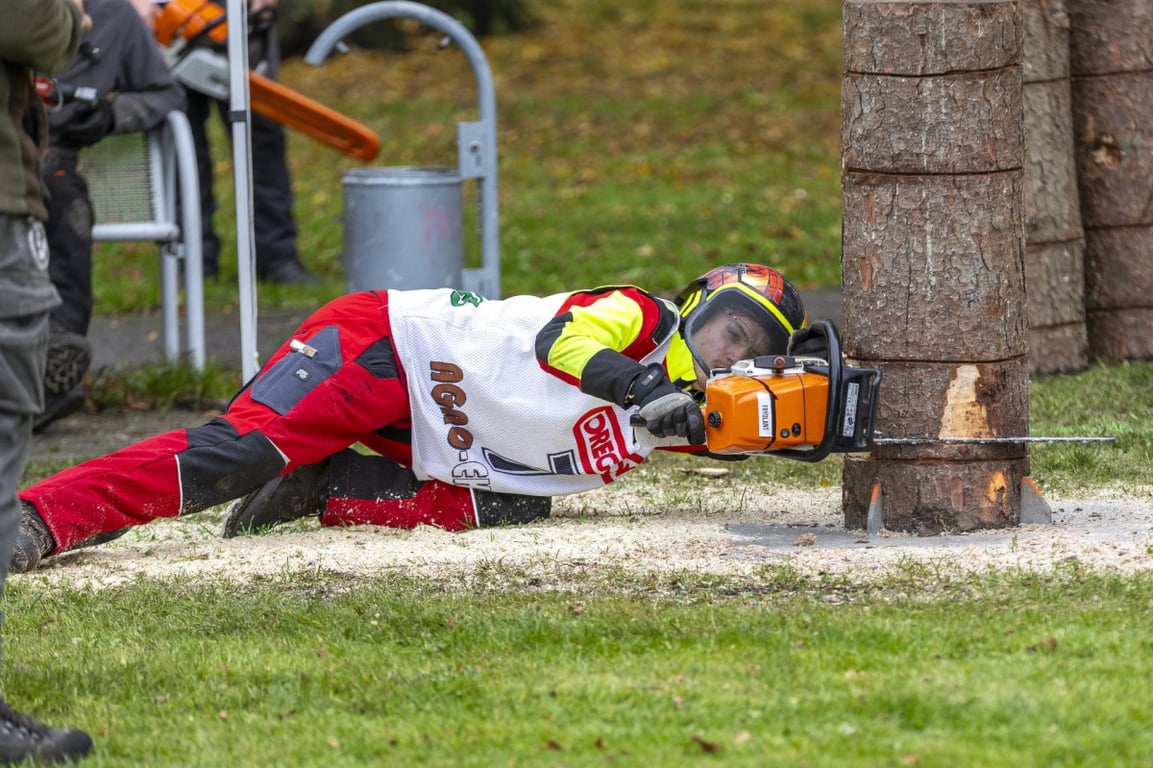 Frýdlantský park hostí soutěž středoškolských týmů Jizerský dřevorubec