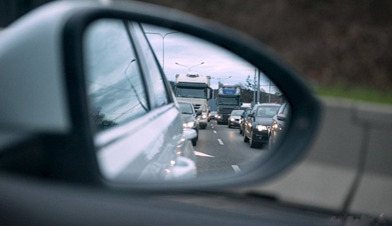 Plzeňský kraj má po Praze druhý nejvyšší počet aut na obyvatele ze všech 14 krajů