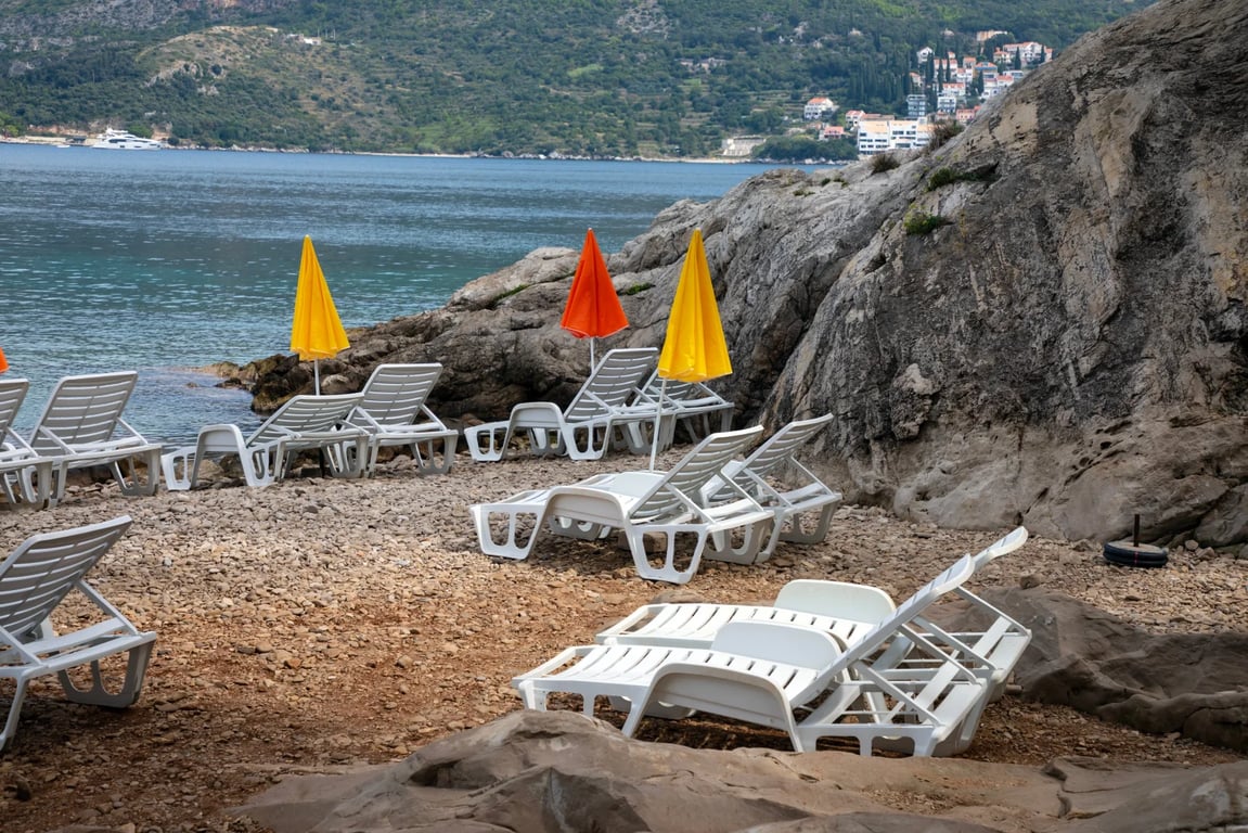 Chorvatsko se změnilo v noční můru. To, co letos potkalo české turisty, jim doslova zničilo dovolenou.
