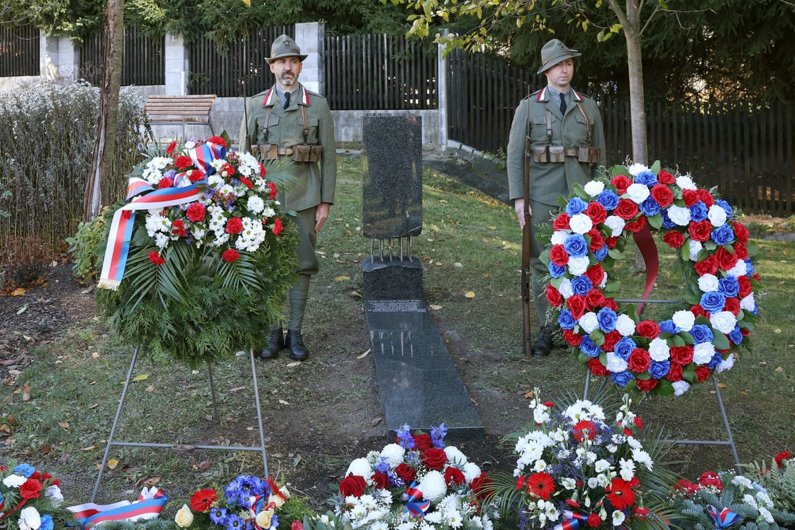 Slavný generál a jeden z velitelů Pražského povstání má konečně důstojný pomník