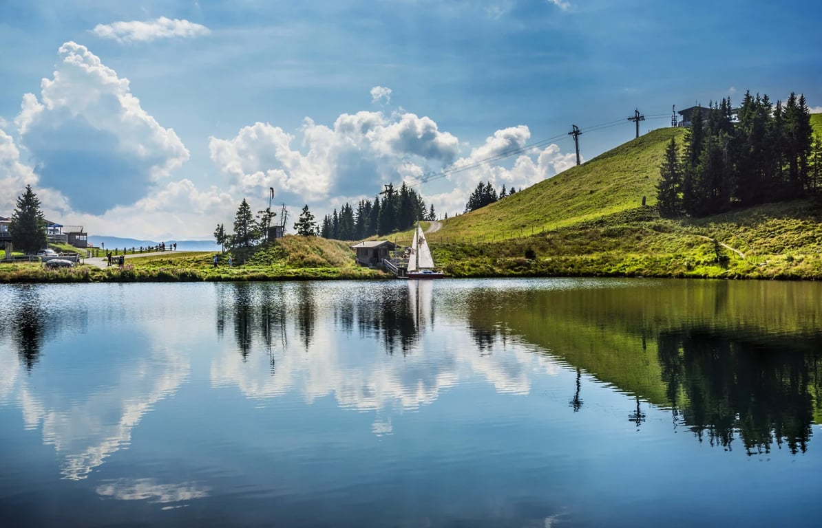 Přírodní zázrak, který ohromil svět: jezero tak čisté, že z něj můžete rovnou pít – a lidé to opravdu dělají.