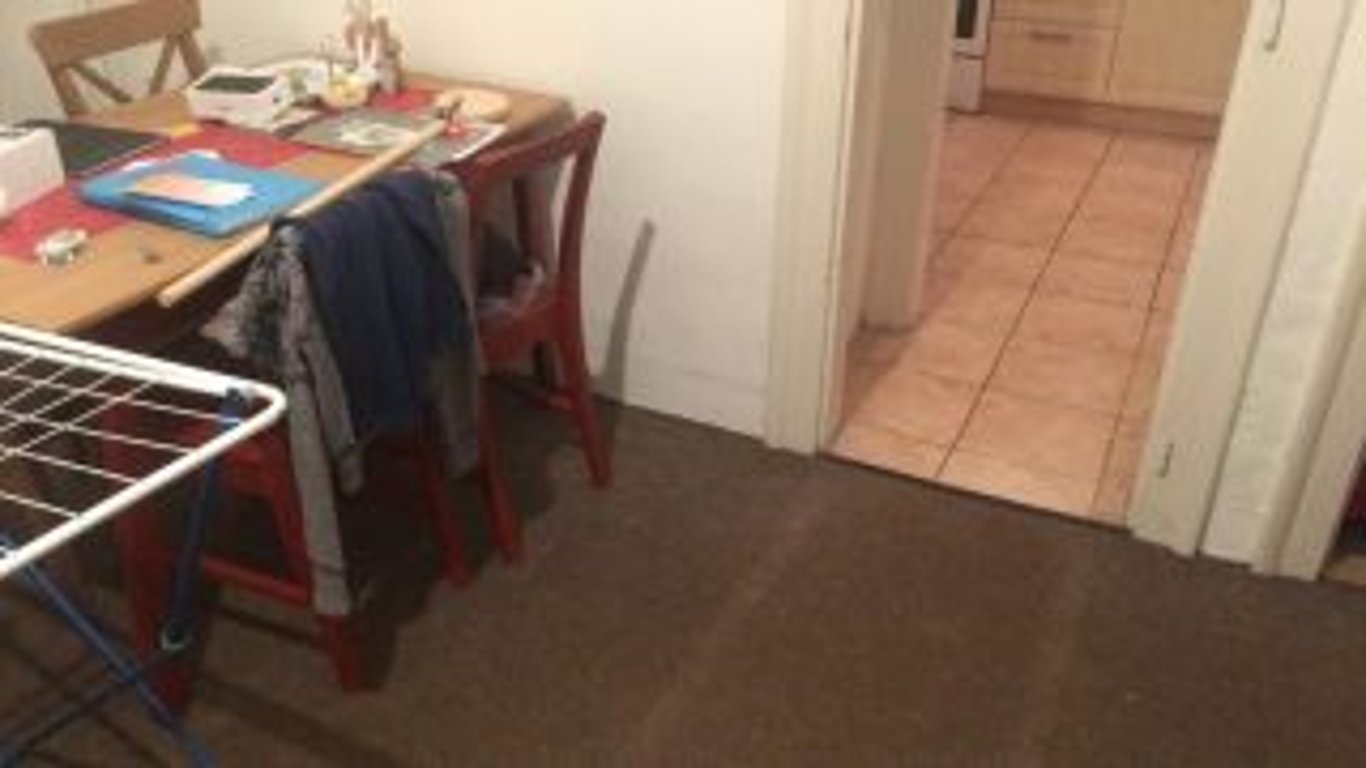 Češka prodala byt, peníze za něj ale nikdy nedostala. Teď nemá ani byt, podle soudu už jeho majitelkou není