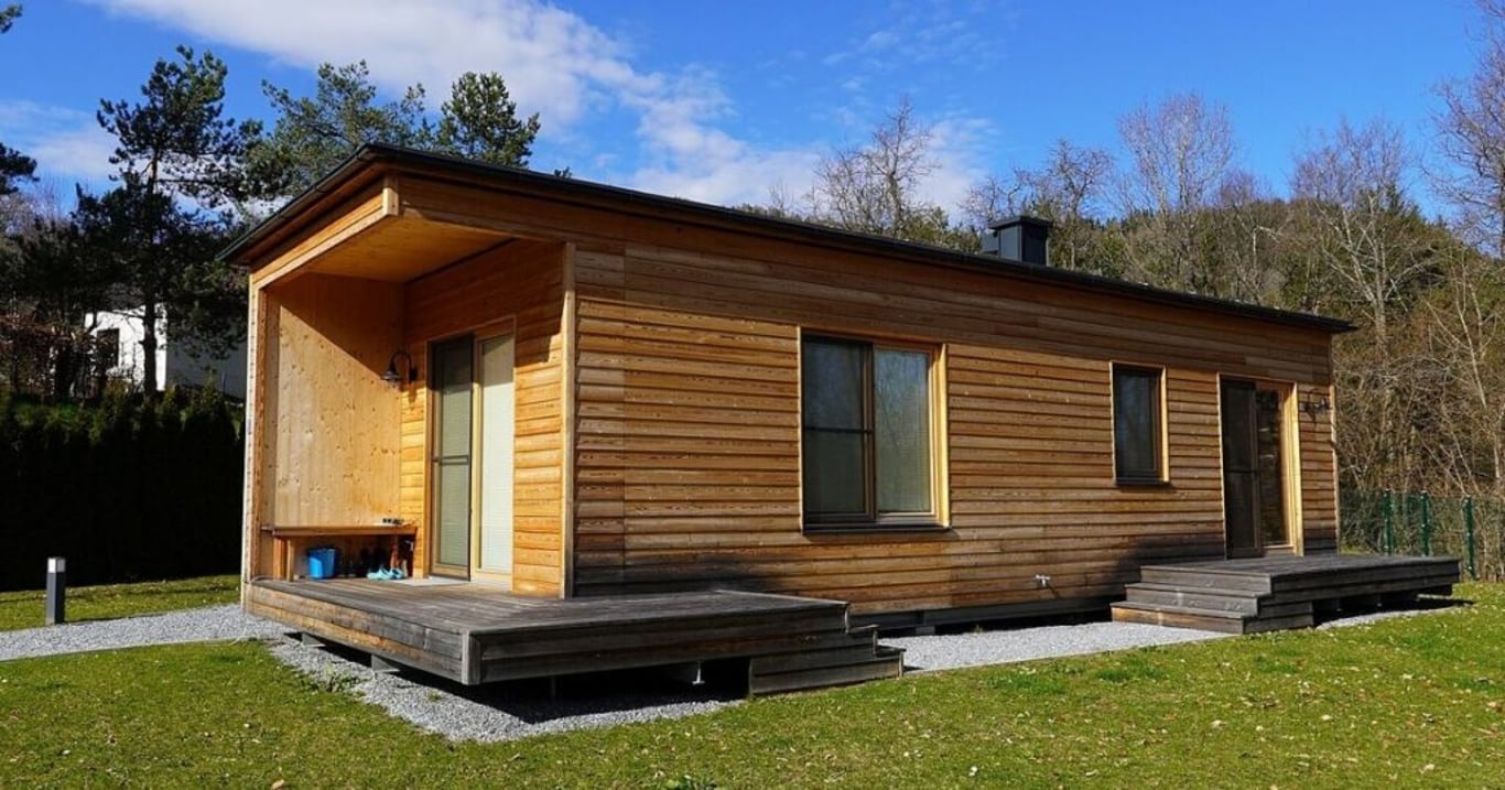 Mladý pár už měl po krk bydlení v drahém pronájmu. Objevili řešení, o kterém 99 % lidí netuší