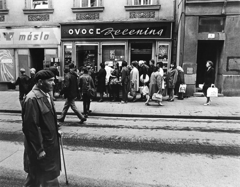 Kvíz, který odhalí vaši minulost: Pokud vám není přes 40, na tyto socialistické výrazy nemáte šanci