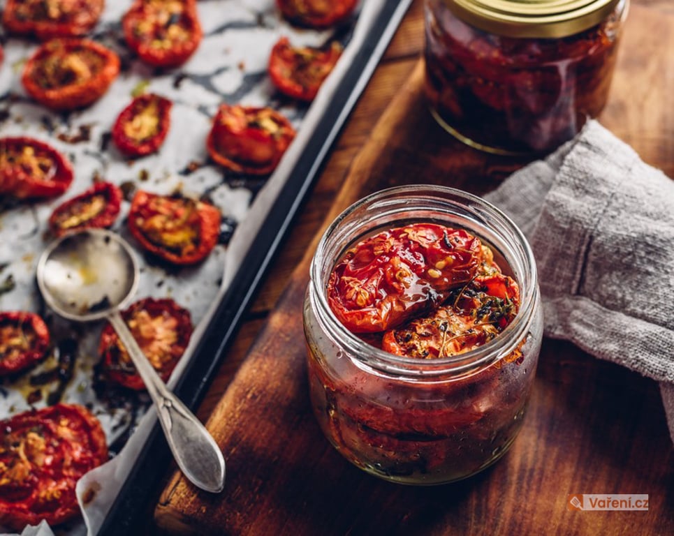 Rajčata jako z Toskánska: Usušte si vlastní doma, na výběr máte tři způsoby