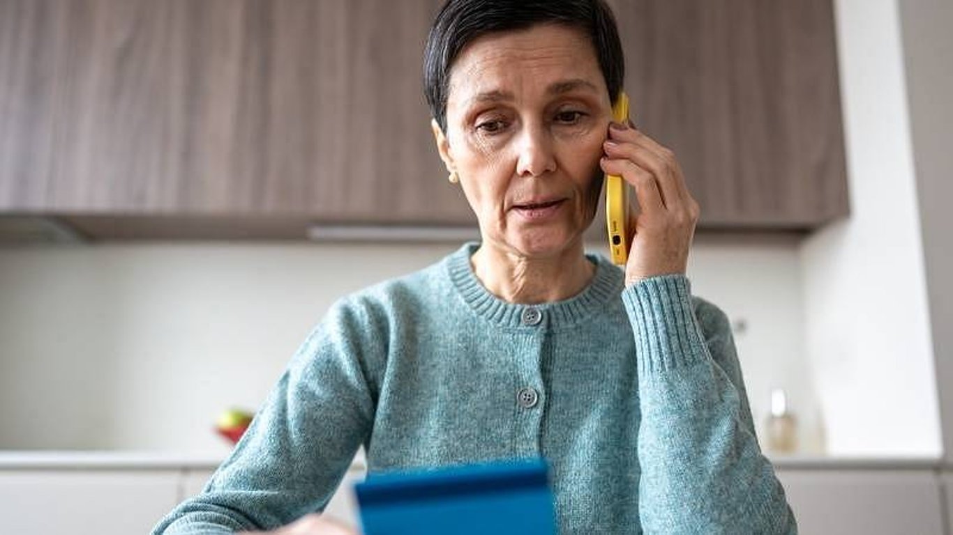 Podvody míří na emoce